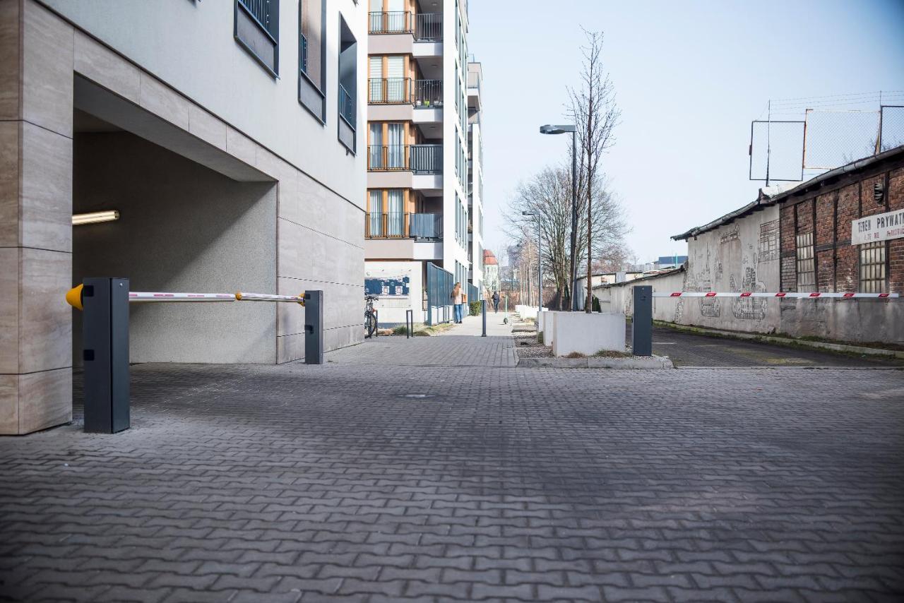 Apartament Z Ogrodkiem I Garazem Poznań Exterior foto