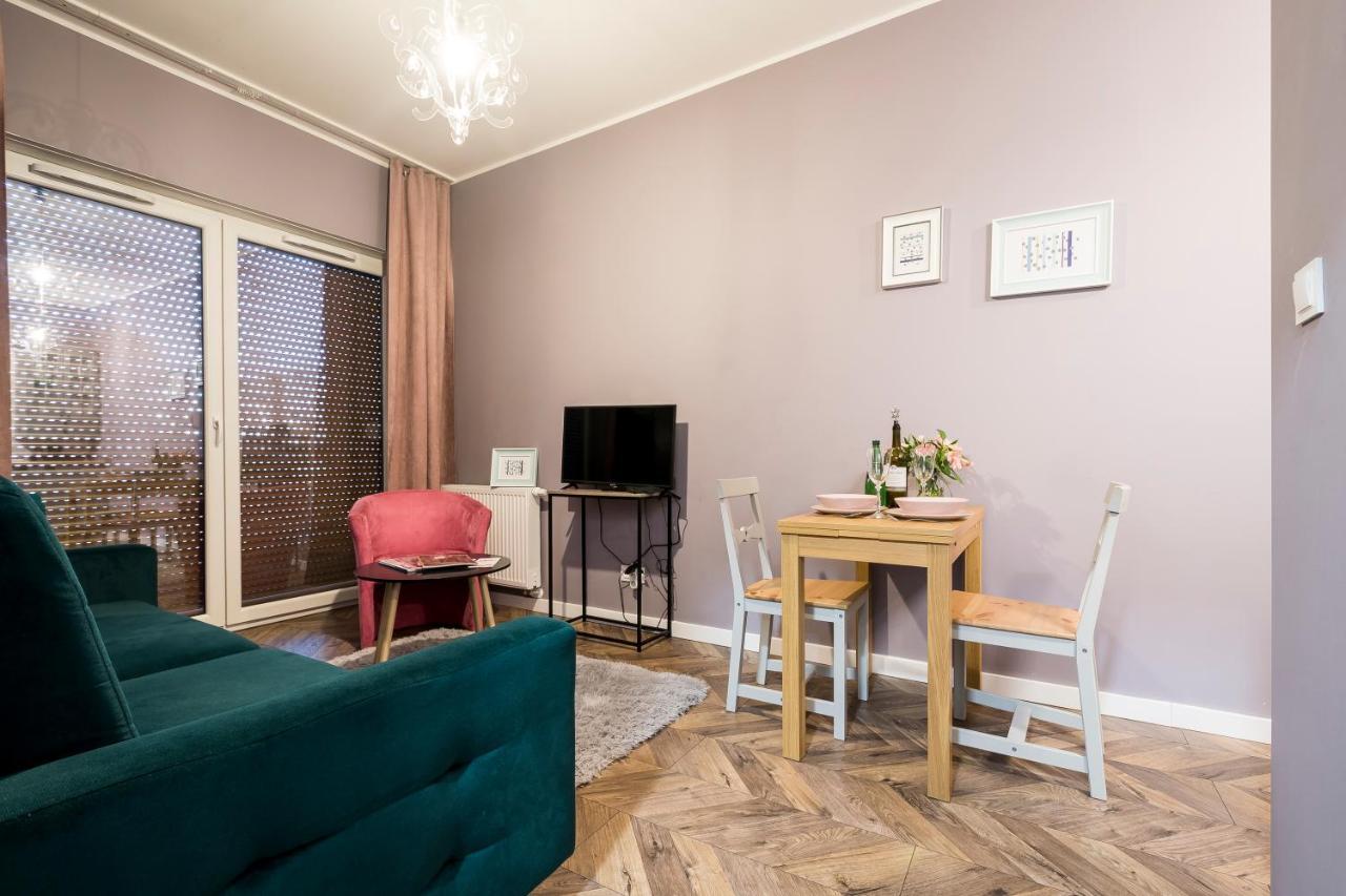 Apartament Z Ogrodkiem I Garazem Poznań Exterior foto